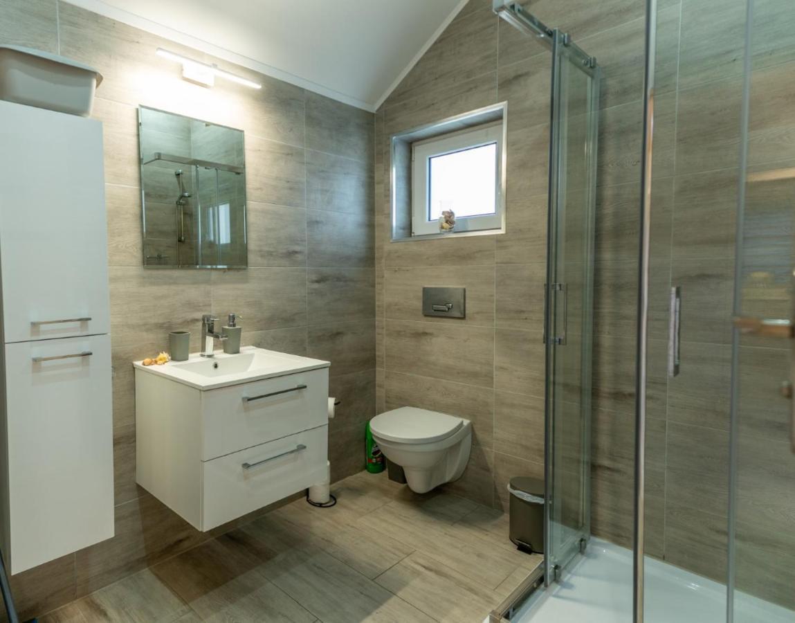 Bialy Szafir Villa Rusinowo  Buitenkant foto