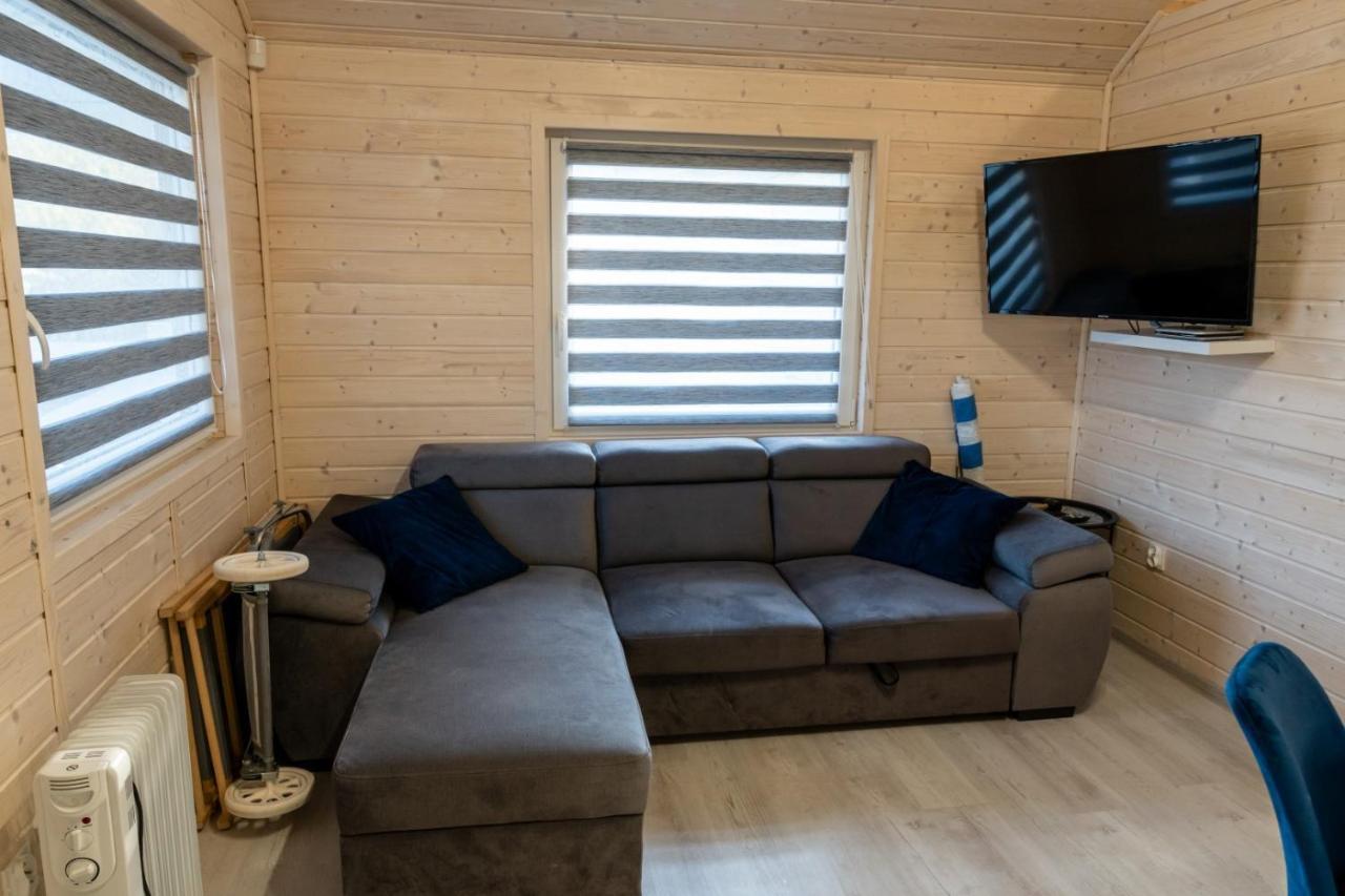 Bialy Szafir Villa Rusinowo  Buitenkant foto
